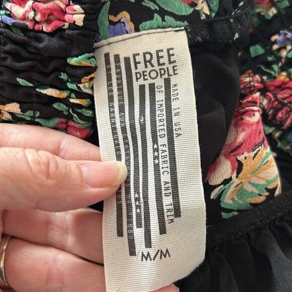 NWT FREE PEOPLE black floral off shoulder top - Picture 6 of 10